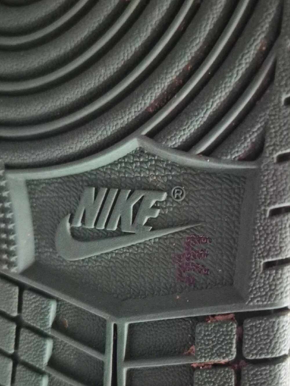Nike Kids High-Top Sneakers in Green and White